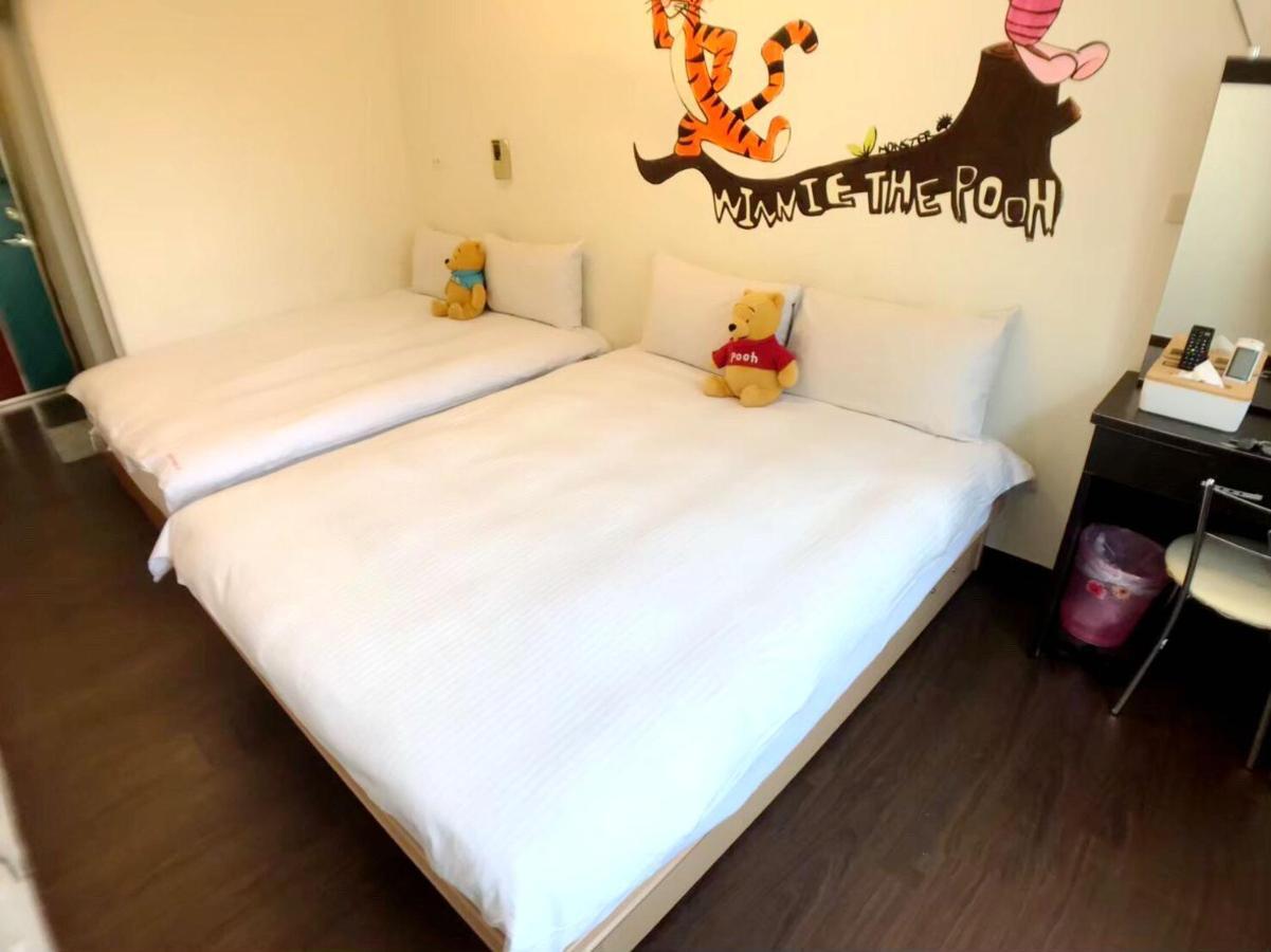 Happines Trip Inn Тайчжун Екстер'єр фото